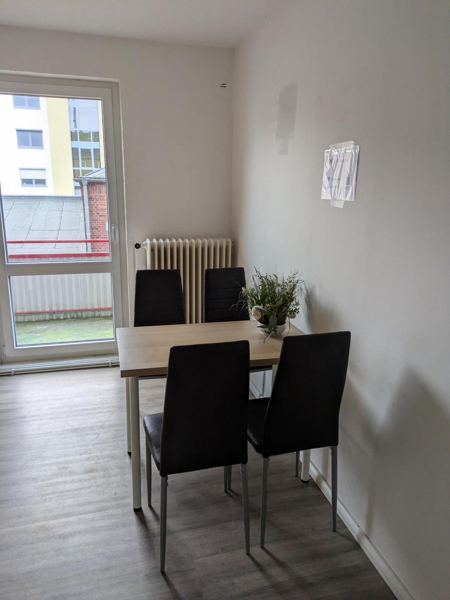 Nestoasewhv Zentrale Zimmer Zwischen City Und Suedstrand Wilhelmshaven Buitenkant foto