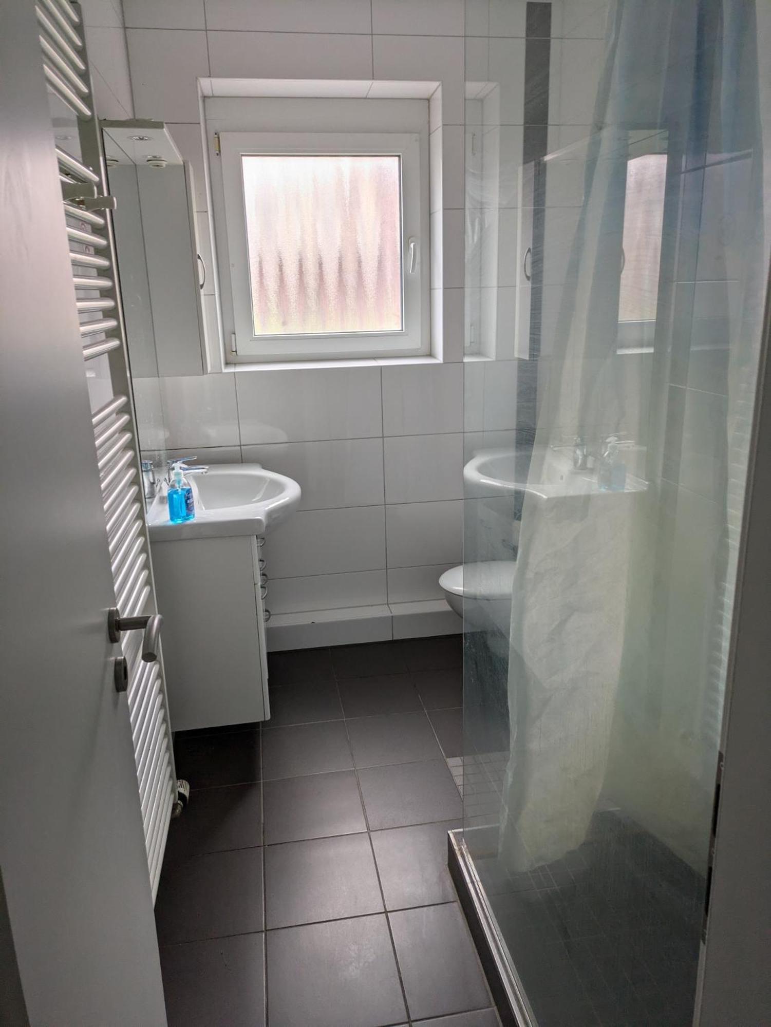 Nestoasewhv Zentrale Zimmer Zwischen City Und Suedstrand Wilhelmshaven Buitenkant foto