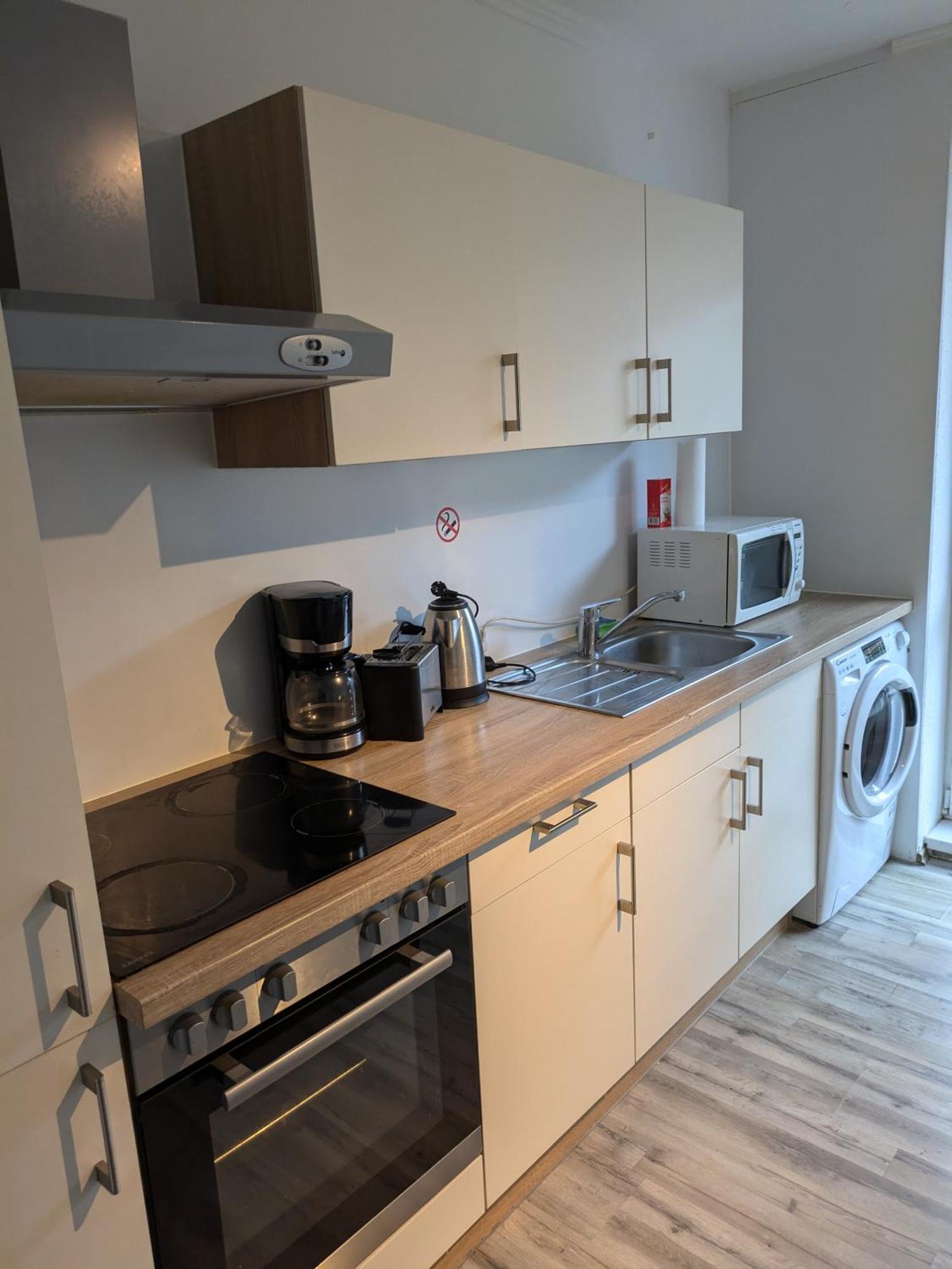 Nestoasewhv Zentrale Zimmer Zwischen City Und Suedstrand Wilhelmshaven Buitenkant foto